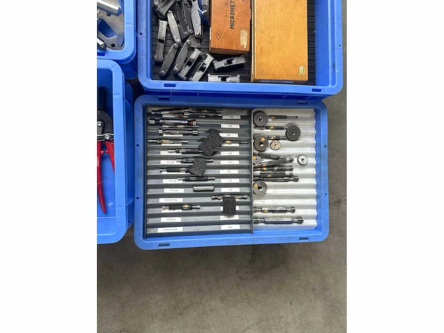 Diverse onderdelen, gereedschappen en accessoires - afbeelding 6 van  10