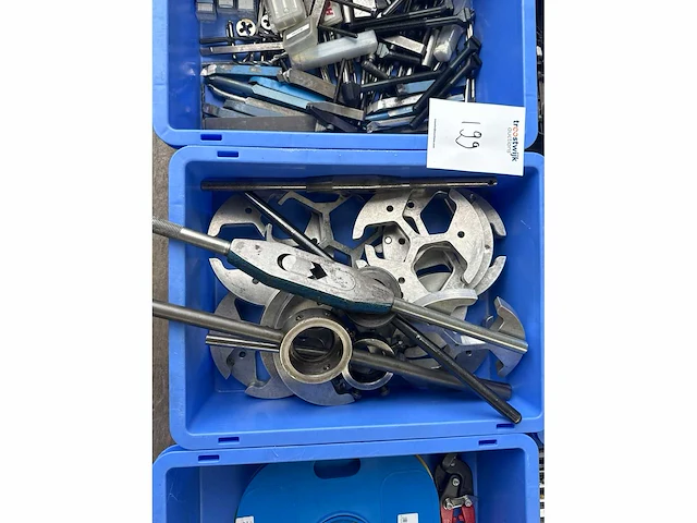 Diverse onderdelen, gereedschappen en accessoires - afbeelding 10 van  10