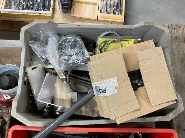 Diverse onderdelen, gereedschappen en accessoires - afbeelding 8 van  8