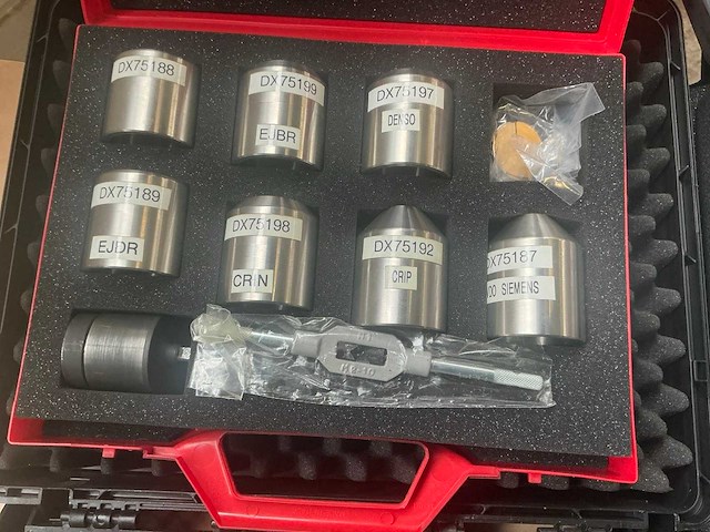 Diverse onderdelen, gereedschappen en hulpstukken - afbeelding 6 van  12