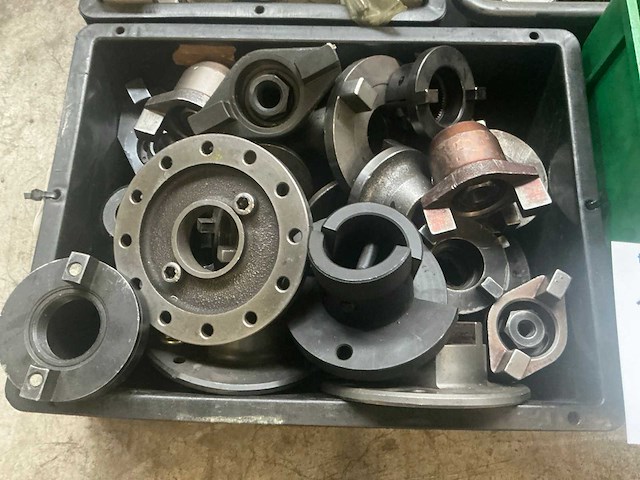 Diverse onderdelen, gereedschappen en hulpstukken - afbeelding 4 van  6