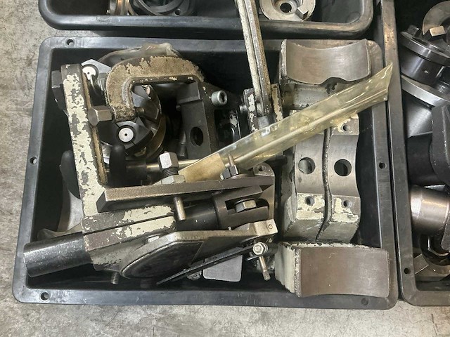 Diverse onderdelen, gereedschappen en hulpstukken - afbeelding 5 van  6