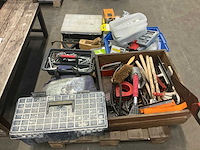 Diverse onderdelen, gereedschappen, schroeven en accessoires - afbeelding 2 van  2
