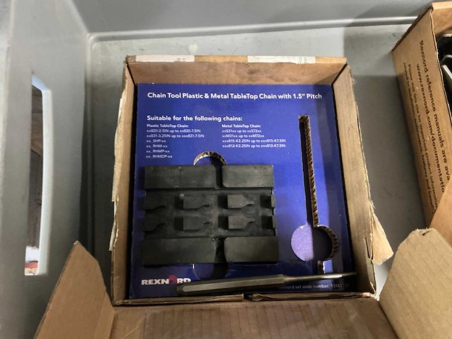 Diverse onderdelen in krat (6x) - afbeelding 3 van  9