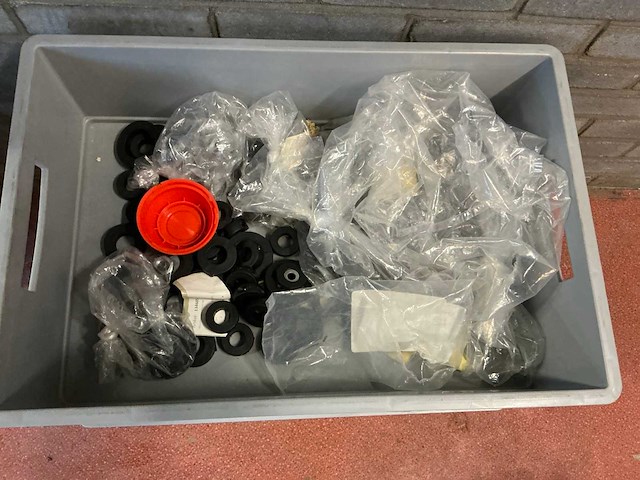 Diverse onderdelen in krat (6x) - afbeelding 7 van  9