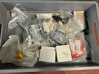 Diverse onderdelen in krat (6x) - afbeelding 8 van  9