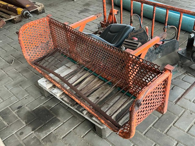 Diverse onderdelen maaiboot - afbeelding 3 van  3