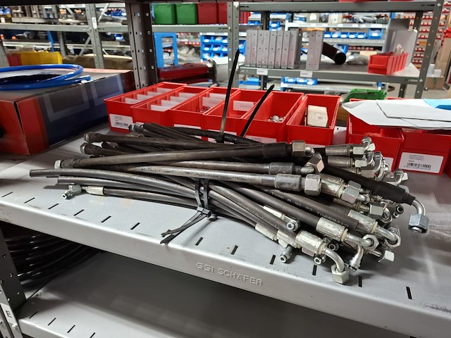 Diverse onderdelen o.a. pneumatiek - afbeelding 21 van  28