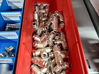 Diverse onderdelen o.a. pneumatiek - afbeelding 28 van  28