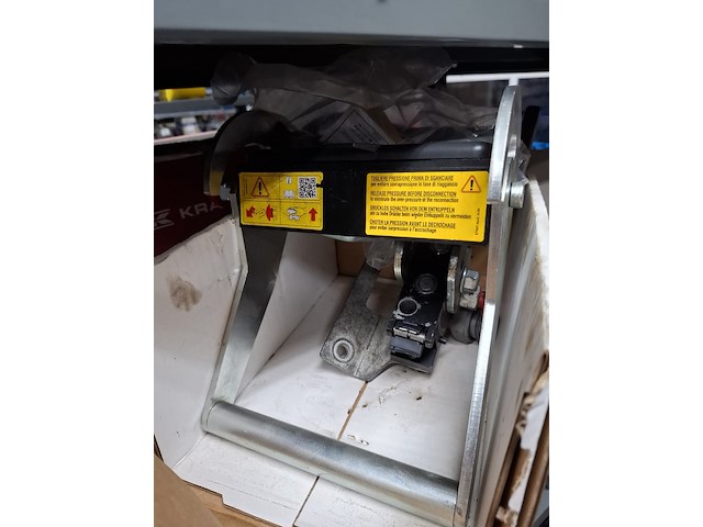 Diverse onderdelen o.a. pneumatiek - afbeelding 10 van  21