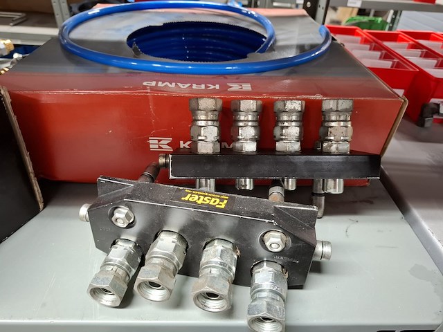 Diverse onderdelen o.a. pneumatiek - afbeelding 11 van  21