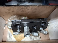 Diverse onderdelen o.a. pneumatiek - afbeelding 13 van  21