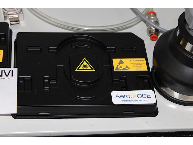 Diverse onderdelen t.b.v. testopstellingen/ prototypes in kast wo diodes en chips. - afbeelding 2 van  14