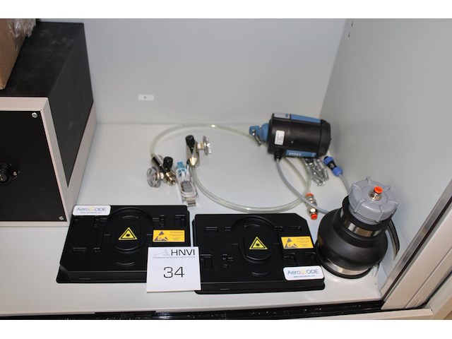 Diverse onderdelen t.b.v. testopstellingen/ prototypes in kast wo diodes en chips. - afbeelding 14 van  14