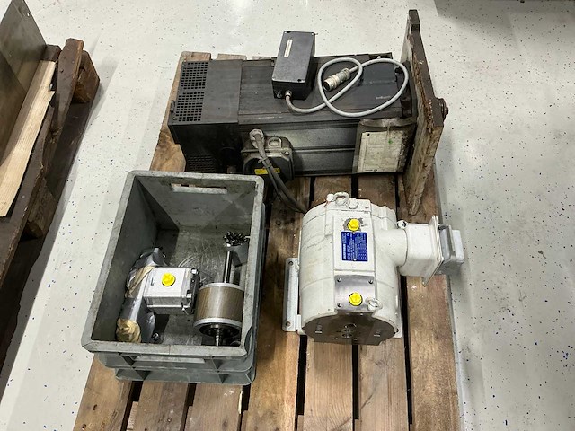 Diverse onderdelen - afbeelding 2 van  6