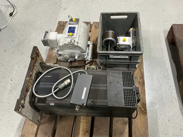 Diverse onderdelen - afbeelding 4 van  6