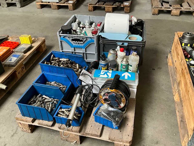 Diverse onderhoudsproducten - afbeelding 3 van  7