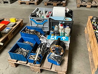 Diverse onderhoudsproducten - afbeelding 2 van  3