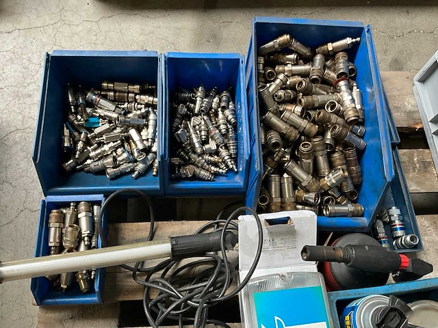 Diverse onderhoudsproducten - afbeelding 3 van  3