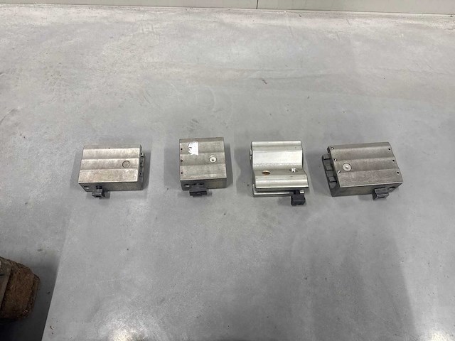 Diverse opspangereedschap (44x) - afbeelding 2 van  5