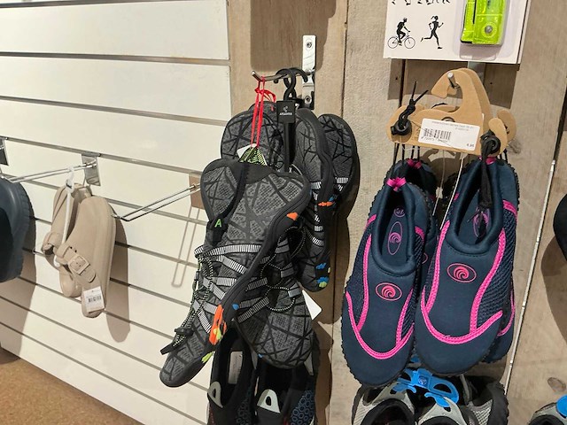 Diverse outdoor accessoires - afbeelding 10 van  12