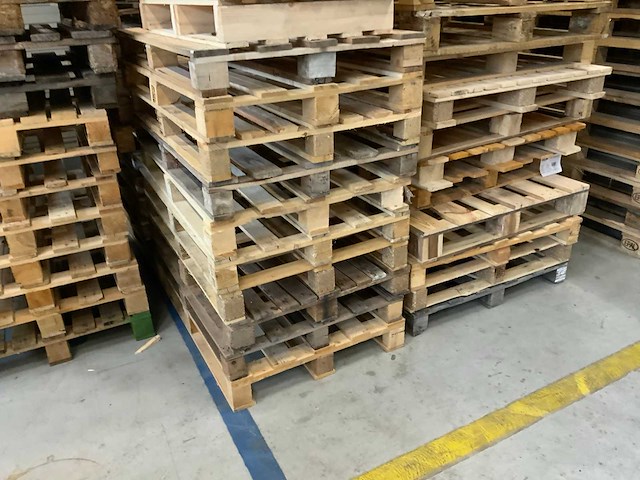 Diverse pallets - afbeelding 3 van  7