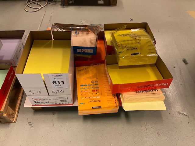 Diverse papier en etiketten - afbeelding 5 van  10