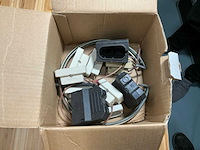 Diverse par onderdelen - various light equipment - afbeelding 2 van  4