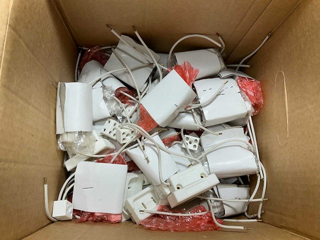 Diverse par onderdelen - various light equipment - afbeelding 3 van  4