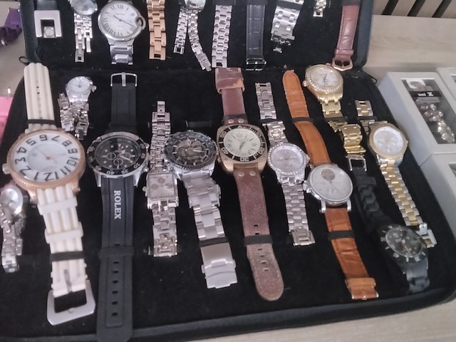 Diverse partij horloges - afbeelding 3 van  5