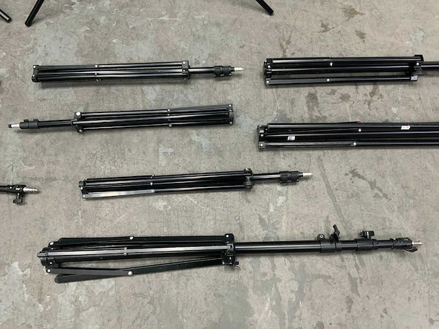 Diverse partij statieven - afbeelding 3 van  7