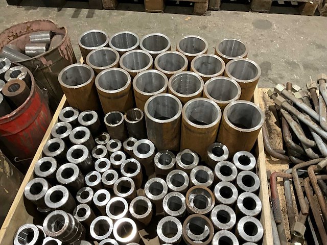 Diverse penbussen - afbeelding 3 van  8