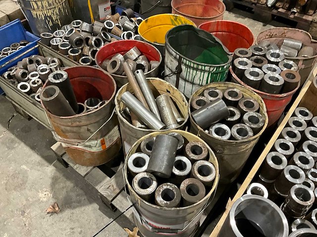 Diverse penbussen - afbeelding 4 van  8