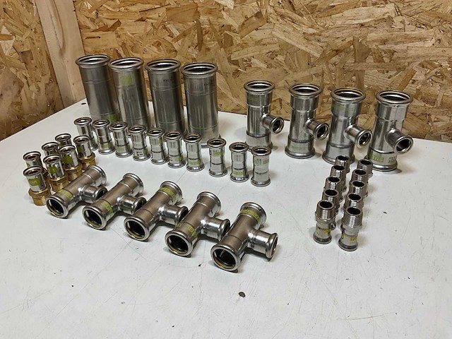Diverse perskoppelingen gas (40x) - afbeelding 1 van  8