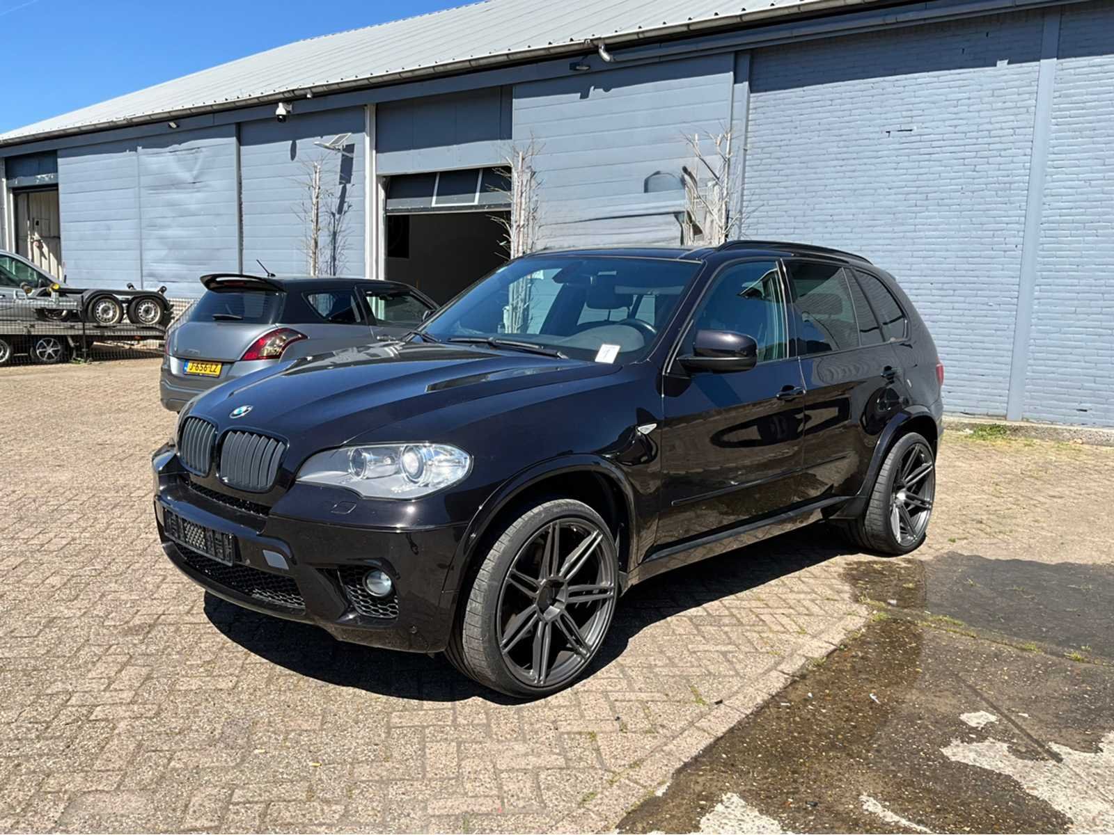 Diverse personen wagens bmw, seat, ford, renault en volkswagen