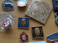 Diverse pins - afbeelding 3 van  4