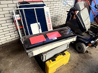 Diverse pitwall benodigdheden - afbeelding 1 van  5