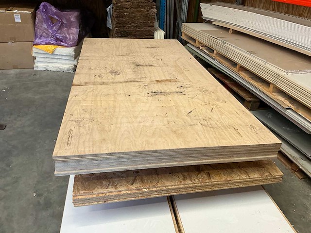 Diverse plaatmateriaal (32x) - afbeelding 3 van  8