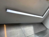 Diverse plafond- en hangverlichting - afbeelding 1 van  2