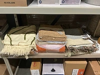 Diverse plaids o.a ferm living/lorena canals/bloomingville/etc (7x)