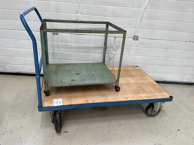 Diverse plateauwagen en materiaalwagens (16x) - afbeelding 1 van  13