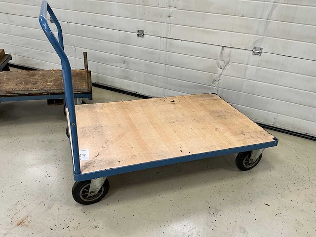 Diverse plateauwagen en materiaalwagens (16x) - afbeelding 8 van  13