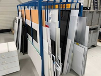 Diverse platen met stalen rek - afbeelding 7 van  12