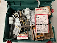 Diverse pluggen bouten, moeren & ringen - afbeelding 2 van  2