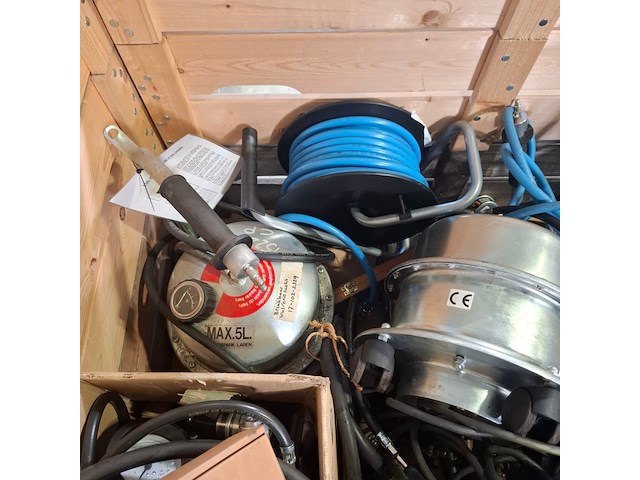 Diverse pneumatisch gereedschap - afbeelding 5 van  8