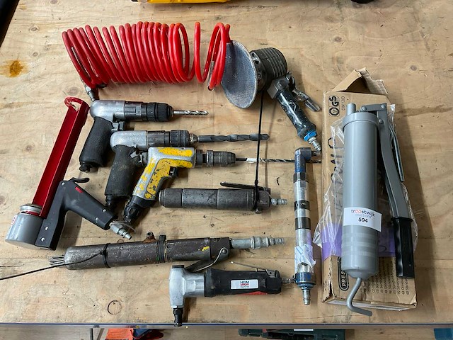 Diverse pneumatische gereedschap (9x) - afbeelding 1 van  4