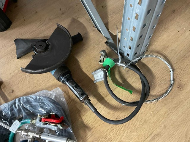 Diverse pneumatische gereedschap - afbeelding 4 van  4