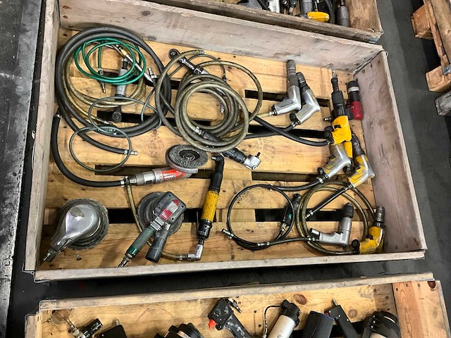 Diverse pneumatische gereedschappen (15x) - afbeelding 2 van  8