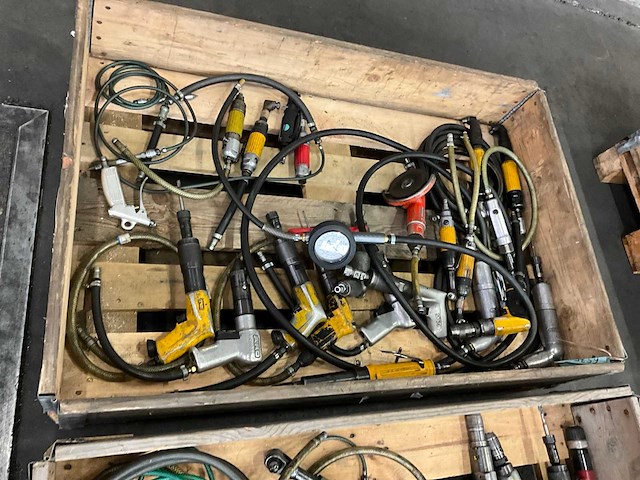 Diverse pneumatische gereedschappen (22x) - afbeelding 2 van  8