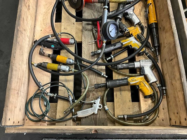 Diverse pneumatische gereedschappen (22x) - afbeelding 3 van  8
